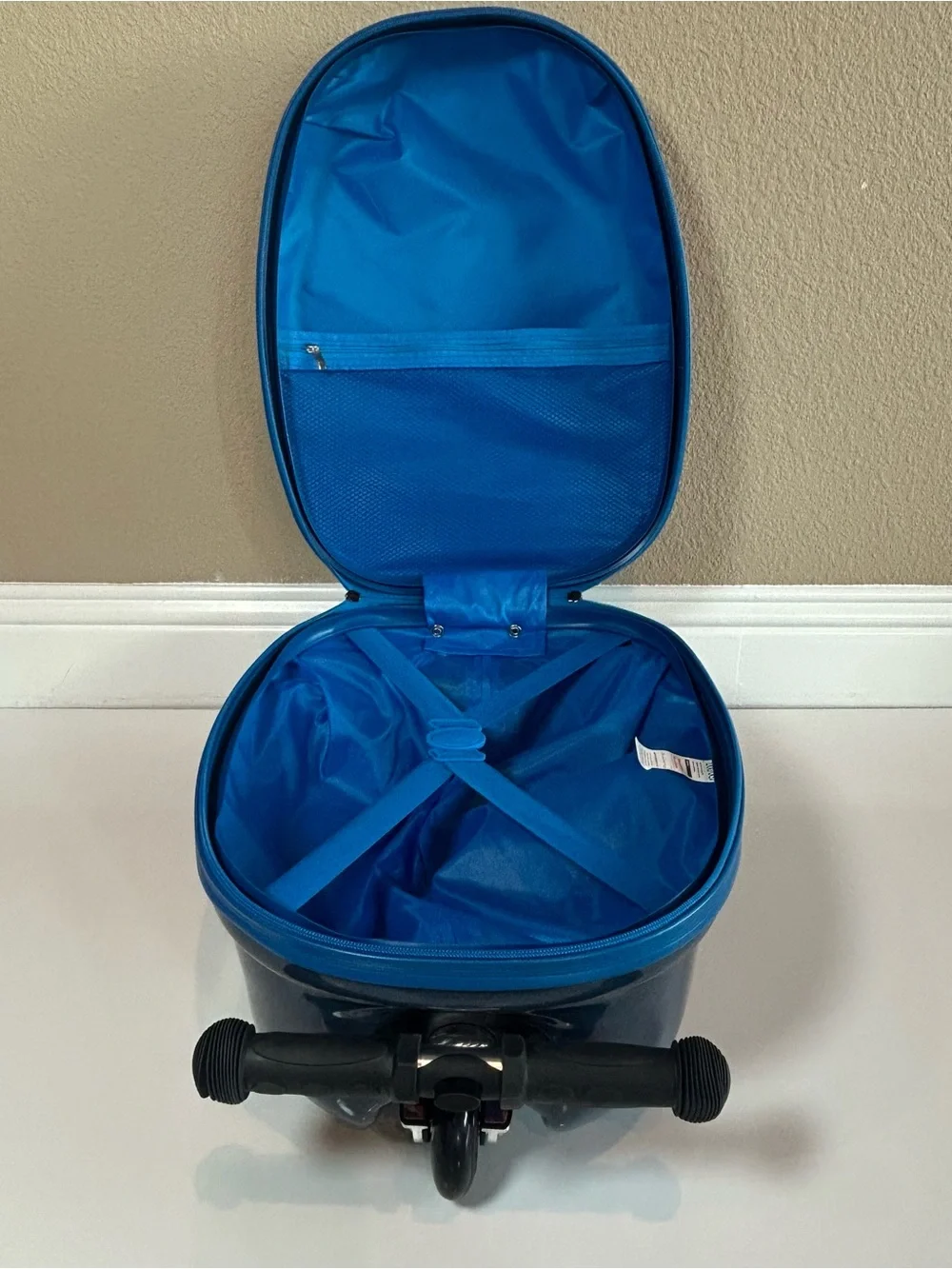 Flyte Kids 2-in-1 Scooter Carry On Suitcase - 